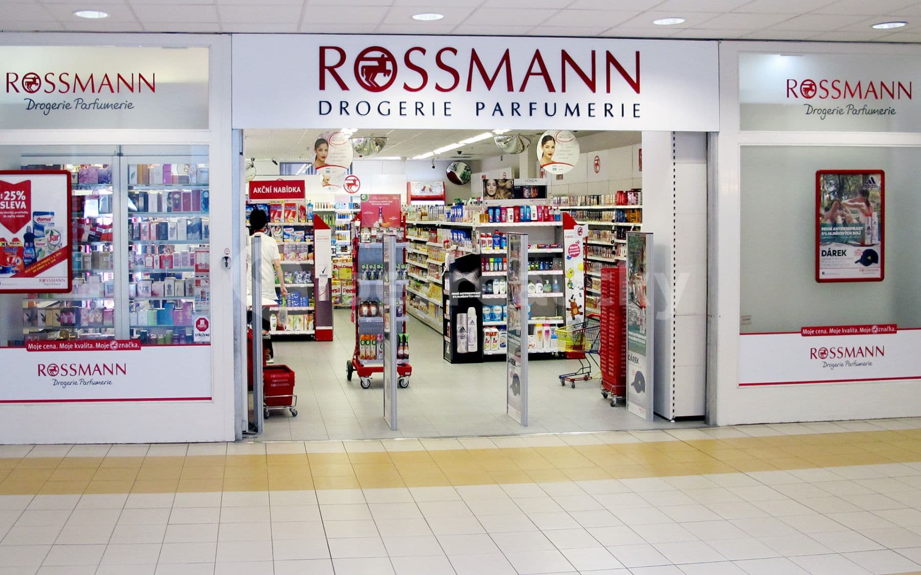 Prenájom bytu 1-izbový 42 m², Mukařovského, Praha, Praha Prenájom bytu 1-izbový 42 m², Mukařovského, Praha, Praha