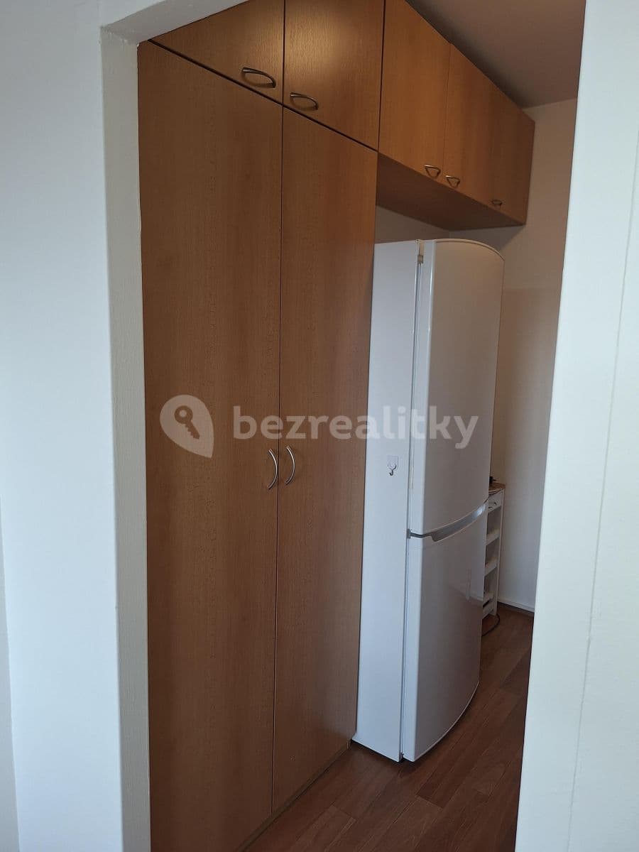 Prenájom bytu 2-izbový 45 m², Frýdlantská, Praha, Praha Prenájom bytu 2-izbový 45 m², Frýdlantská, Praha, Praha
