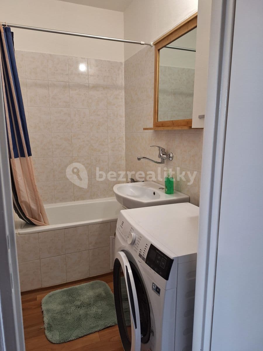 Prenájom bytu 2-izbový 45 m², Frýdlantská, Praha, Praha Prenájom bytu 2-izbový 45 m², Frýdlantská, Praha, Praha