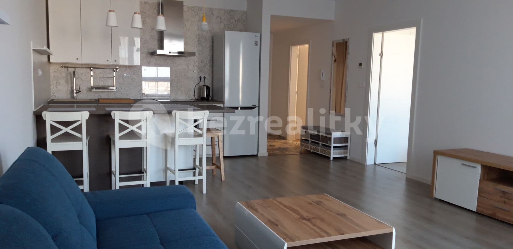 Prenájom bytu 2-izbový 62 m², Plynárenská, Ružinov, Bratislavský kraj Prenájom bytu 2-izbový 62 m², Plynárenská, Ružinov, Bratislavský kraj