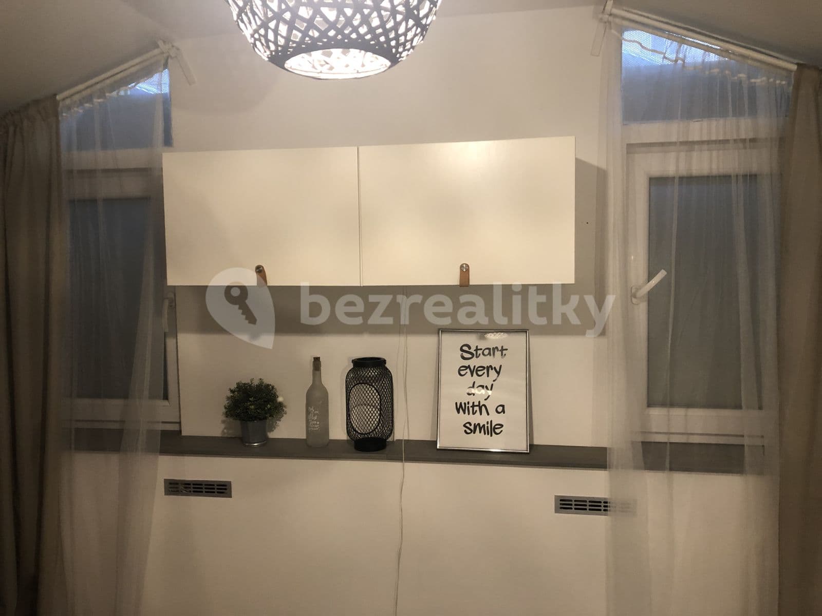 Prenájom bytu 1-izbový 16 m², Umělecká, Praha, Praha Prenájom bytu 1-izbový 16 m², Umělecká, Praha, Praha