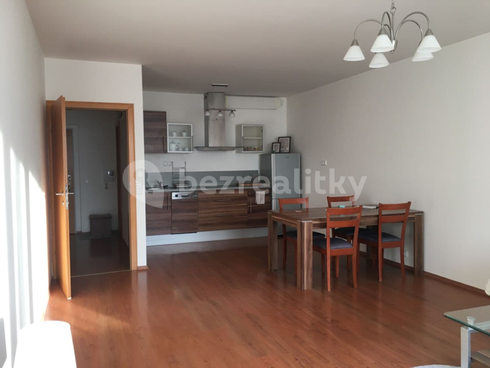 Prenájom bytu 2-izbový 70 m², Nová kolonie, Praha, Praha Prenájom bytu 2-izbový 70 m², Nová kolonie, Praha, Praha