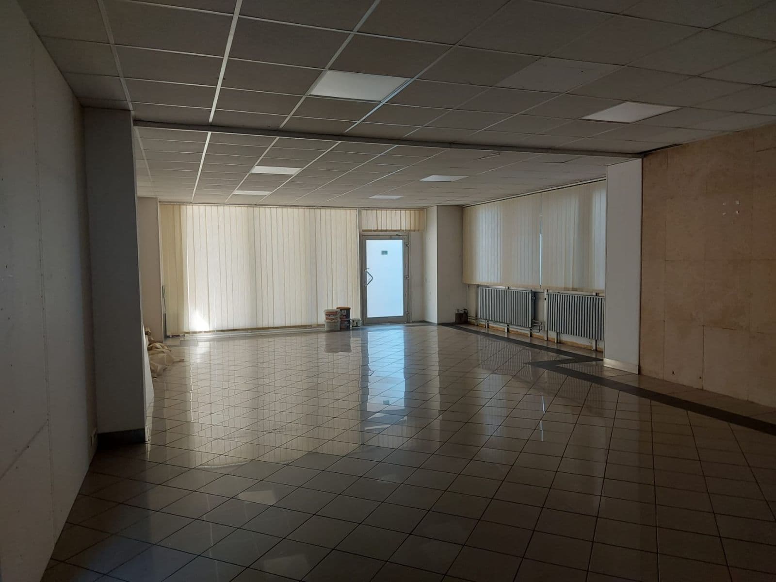 Prenájom nebytového priestoru 173 m², Za Mototechnou, Praha, Praha Prenájom nebytového priestoru 173 m², Za Mototechnou, Praha, Praha