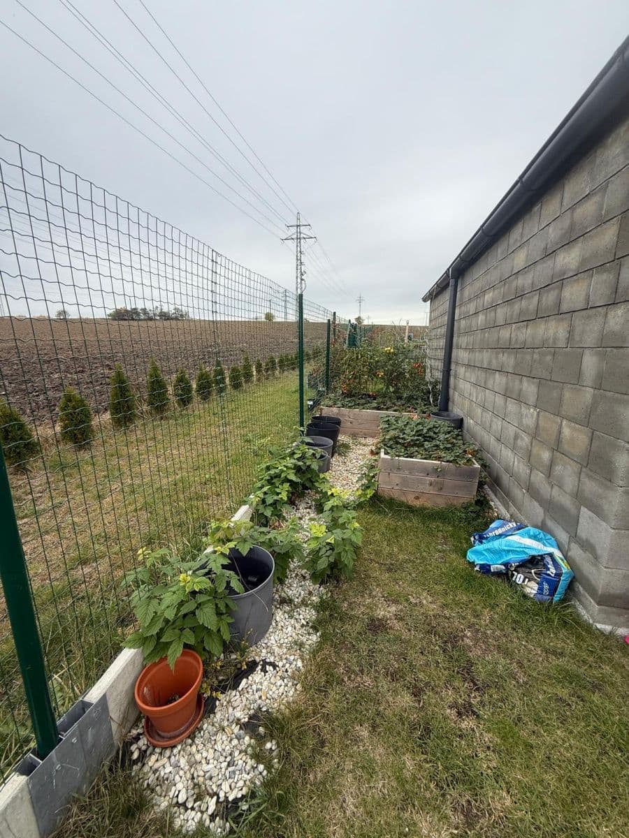Prenájom domu 101 m², pozemok 254 m², 10138, Dolany, Středočeský kraj Prenájom domu 101 m², pozemok 254 m², 10138, Dolany, Středočeský kraj