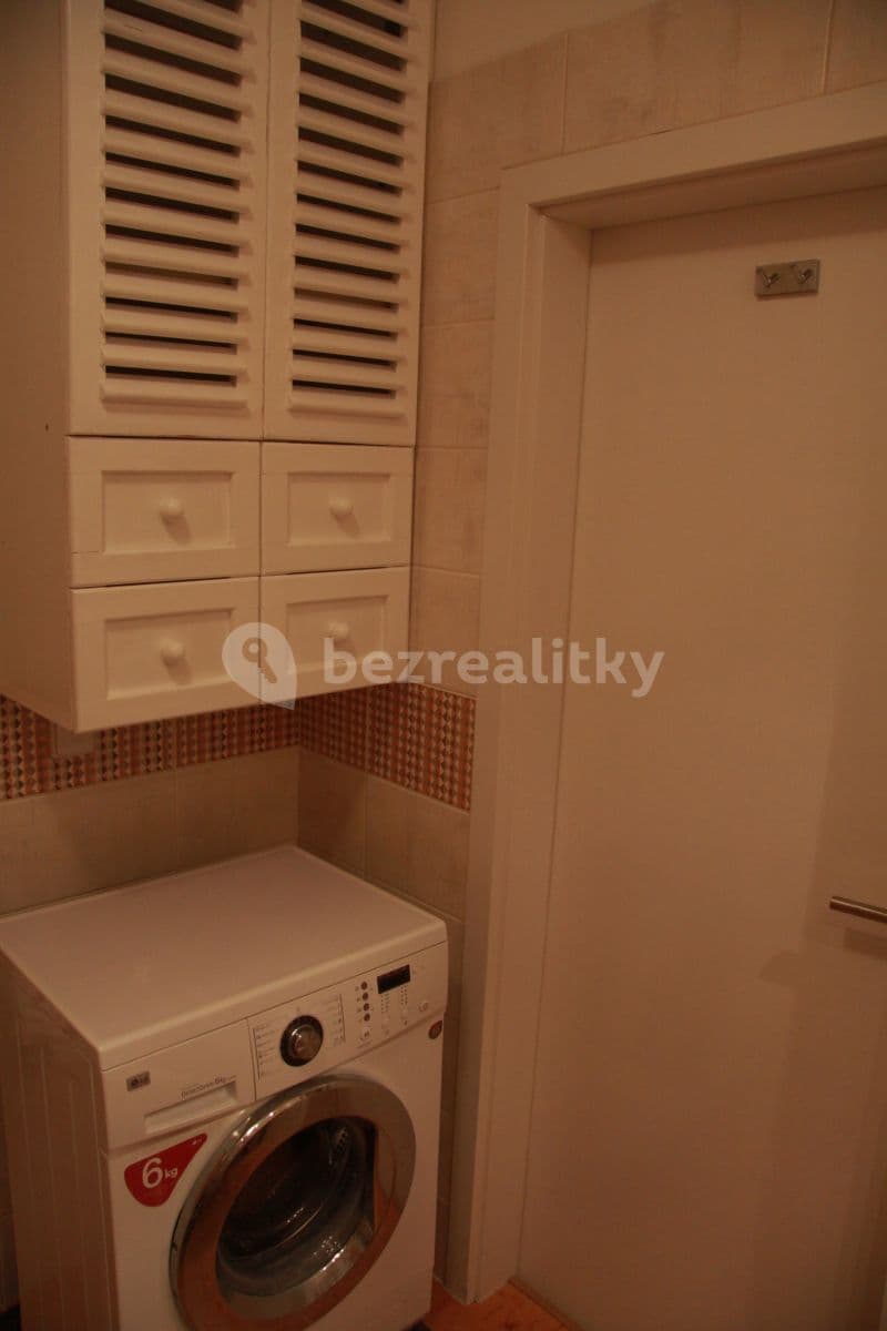 Prenájom bytu 1-izbový 44 m², Majdalenky, Brno, Jihomoravský kraj Prenájom bytu 1-izbový 44 m², Majdalenky, Brno, Jihomoravský kraj