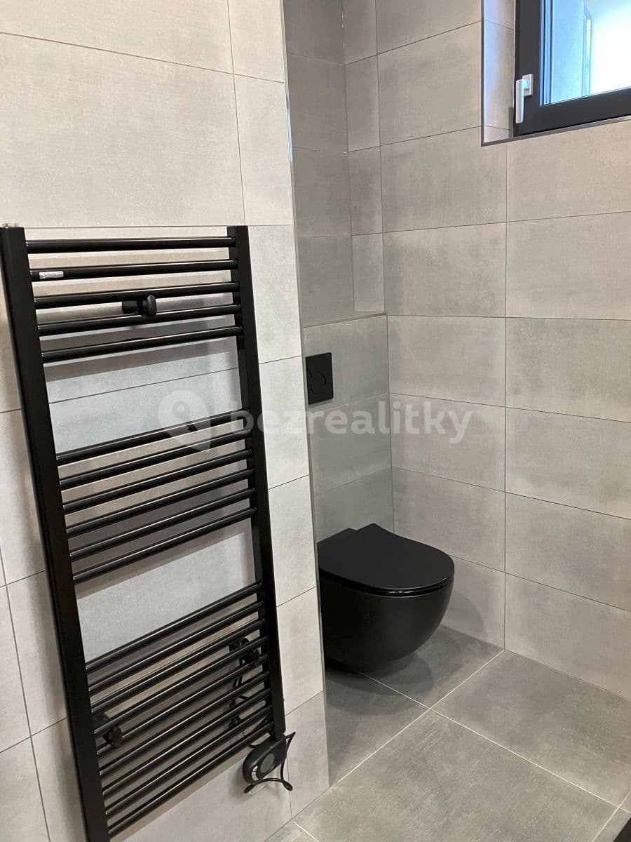 Prenájom bytu 2-izbový 40 m², Nad Ondřejovem, Praha, Praha Prenájom bytu 2-izbový 40 m², Nad Ondřejovem, Praha, Praha