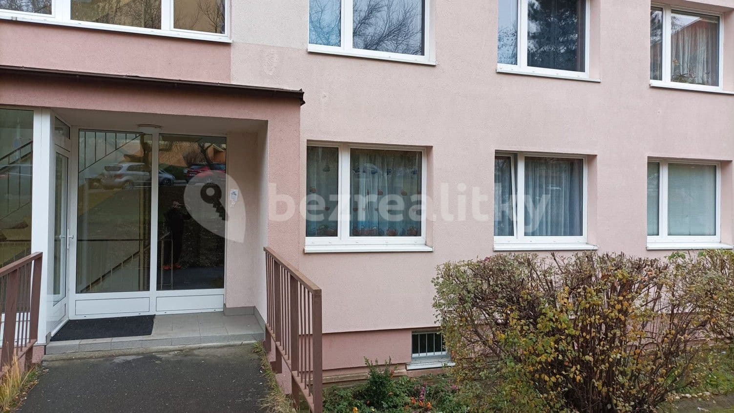 Prenájom bytu 3-izbový 74 m², Mádrova, Praha, Praha Prenájom bytu 3-izbový 74 m², Mádrova, Praha, Praha