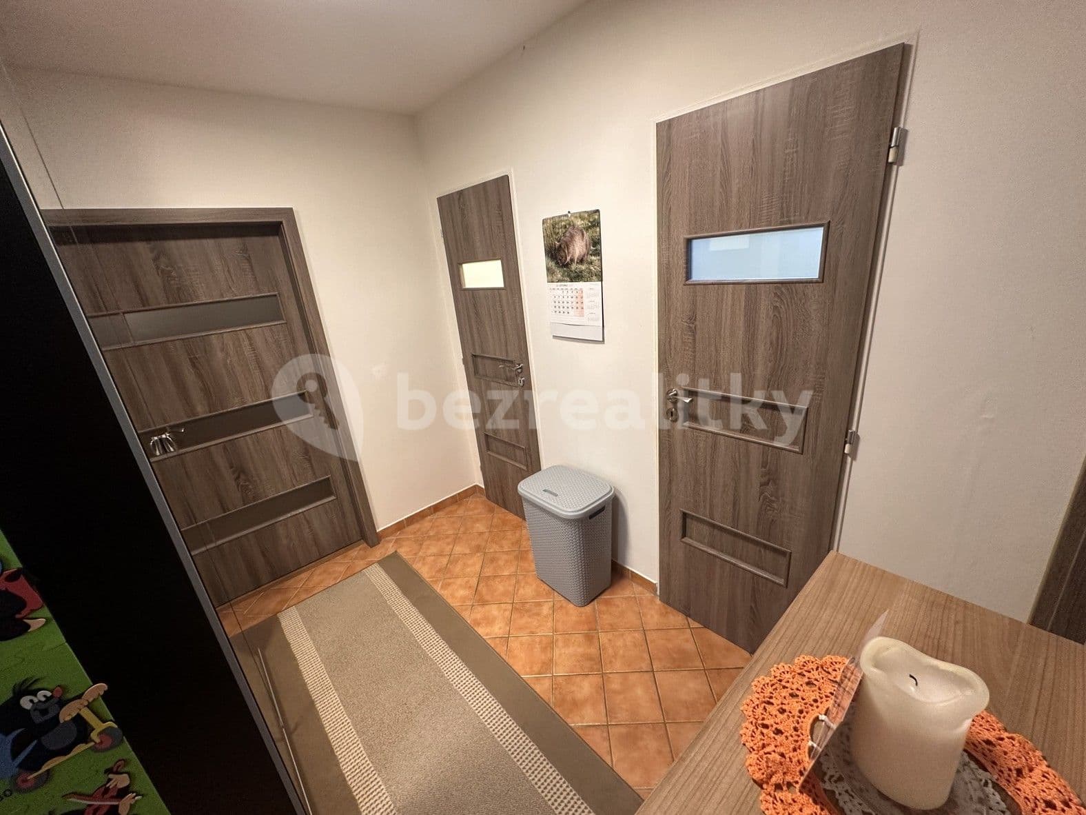 Prenájom bytu 3-izbový 74 m², Mádrova, Praha, Praha Prenájom bytu 3-izbový 74 m², Mádrova, Praha, Praha