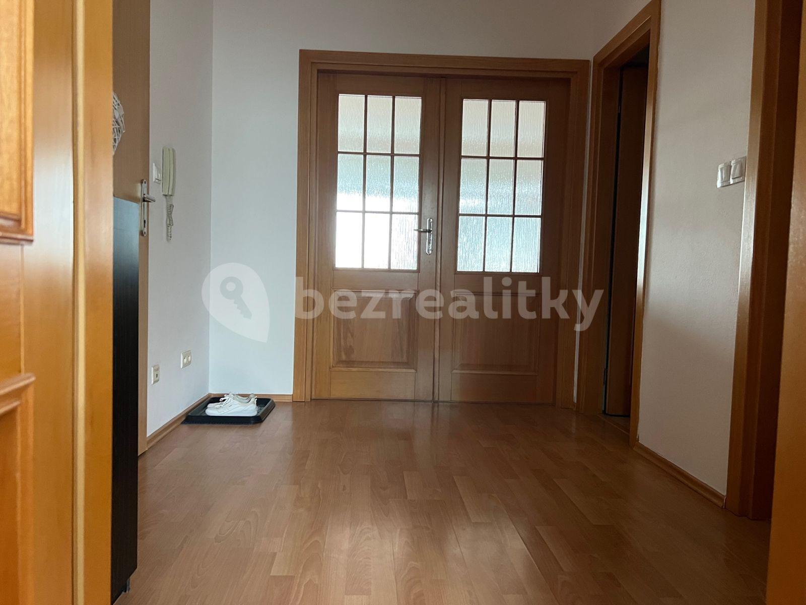 Prenájom bytu 2-izbový 78 m², Stromová, Nové Mesto, Bratislavský kraj