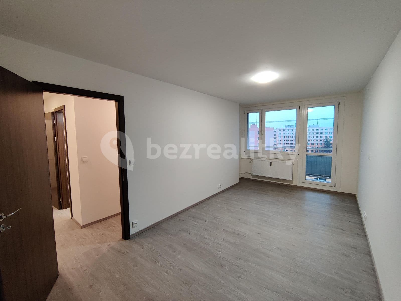 Prenájom bytu 2-izbový 63 m², Benešovská, Kladno, Středočeský kraj Prenájom bytu 2-izbový 63 m², Benešovská, Kladno, Středočeský kraj