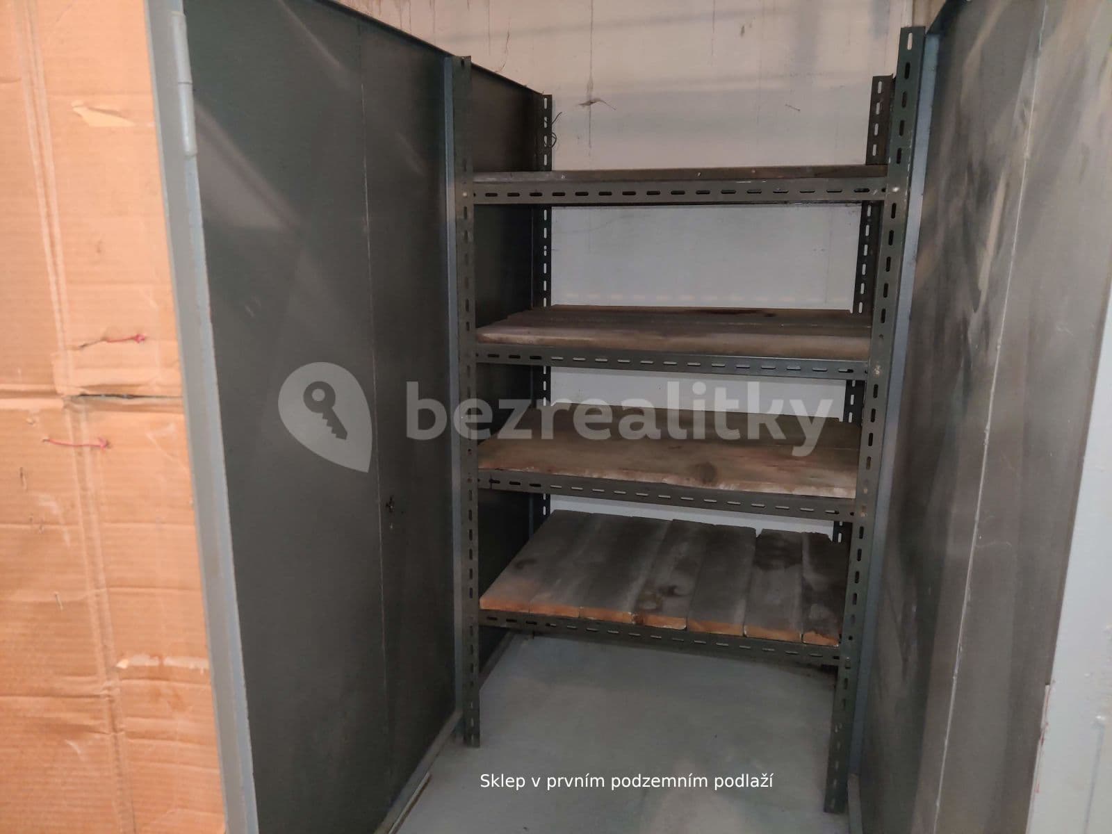 Prenájom bytu 2-izbový 63 m², Benešovská, Kladno, Středočeský kraj Prenájom bytu 2-izbový 63 m², Benešovská, Kladno, Středočeský kraj