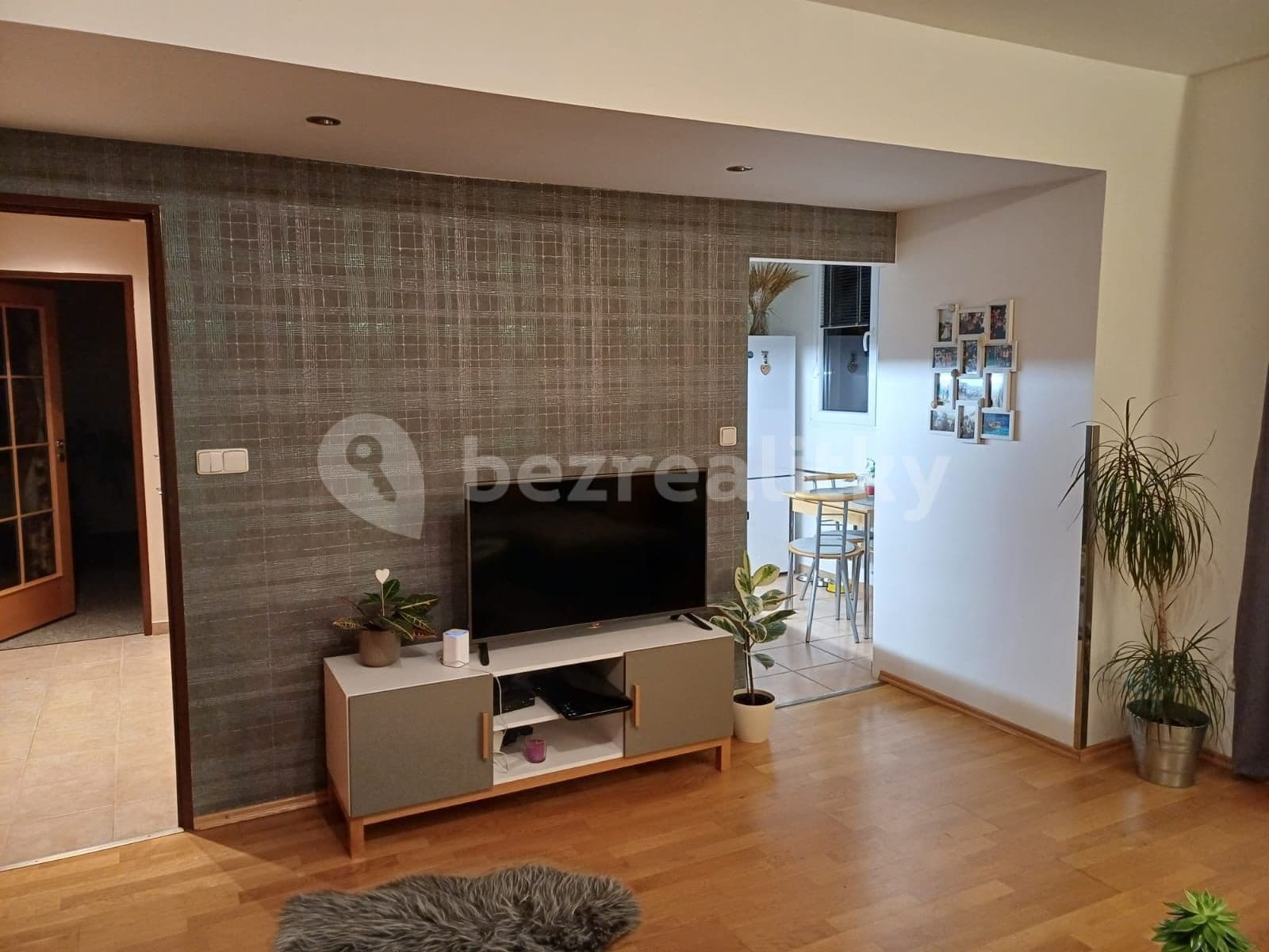 Prenájom bytu 2-izbový 55 m², Rumunská, Čelákovice, Středočeský kraj Prenájom bytu 2-izbový 55 m², Rumunská, Čelákovice, Středočeský kraj