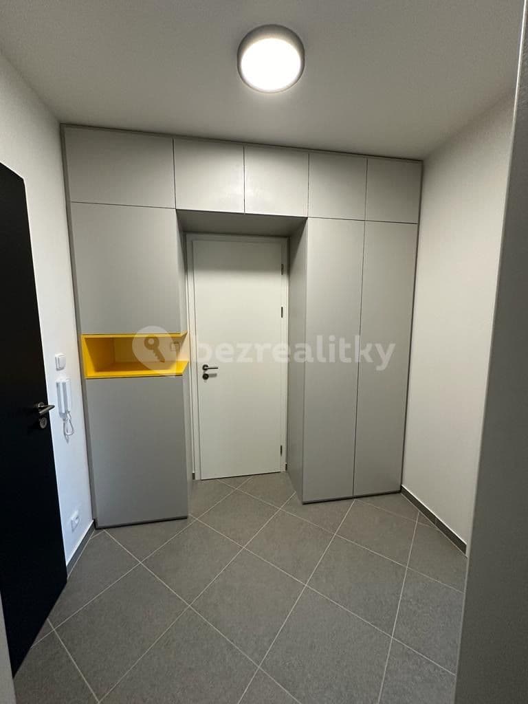 Prenájom bytu 2-izbový 55 m², Ondrákové, Praha, Praha Prenájom bytu 2-izbový 55 m², Ondrákové, Praha, Praha
