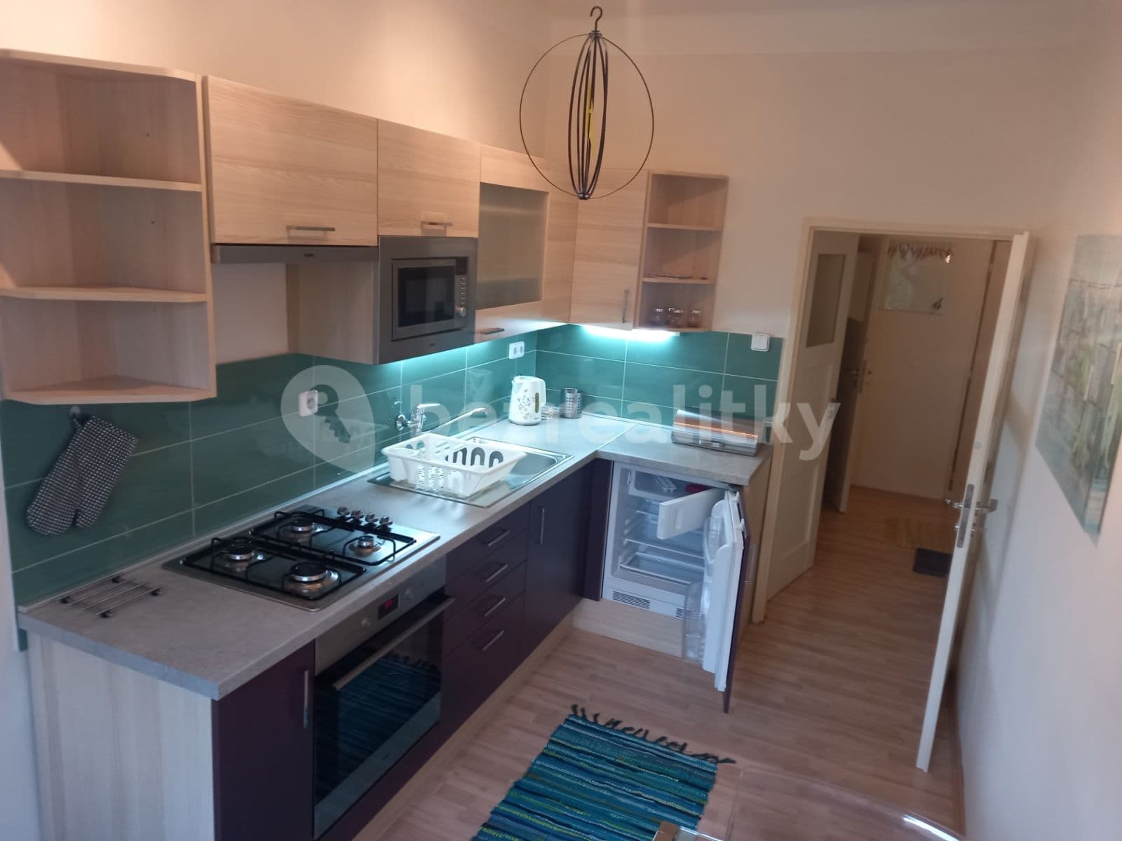 Prenájom bytu 1-izbový 40 m², Soudní, Praha, Praha Prenájom bytu 1-izbový 40 m², Soudní, Praha, Praha