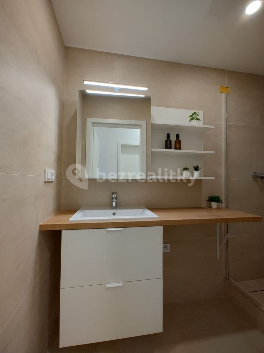 Prenájom bytu 3-izbový 68 m², Tyršova, Brno, Jihomoravský kraj Prenájom bytu 3-izbový 68 m², Tyršova, Brno, Jihomoravský kraj