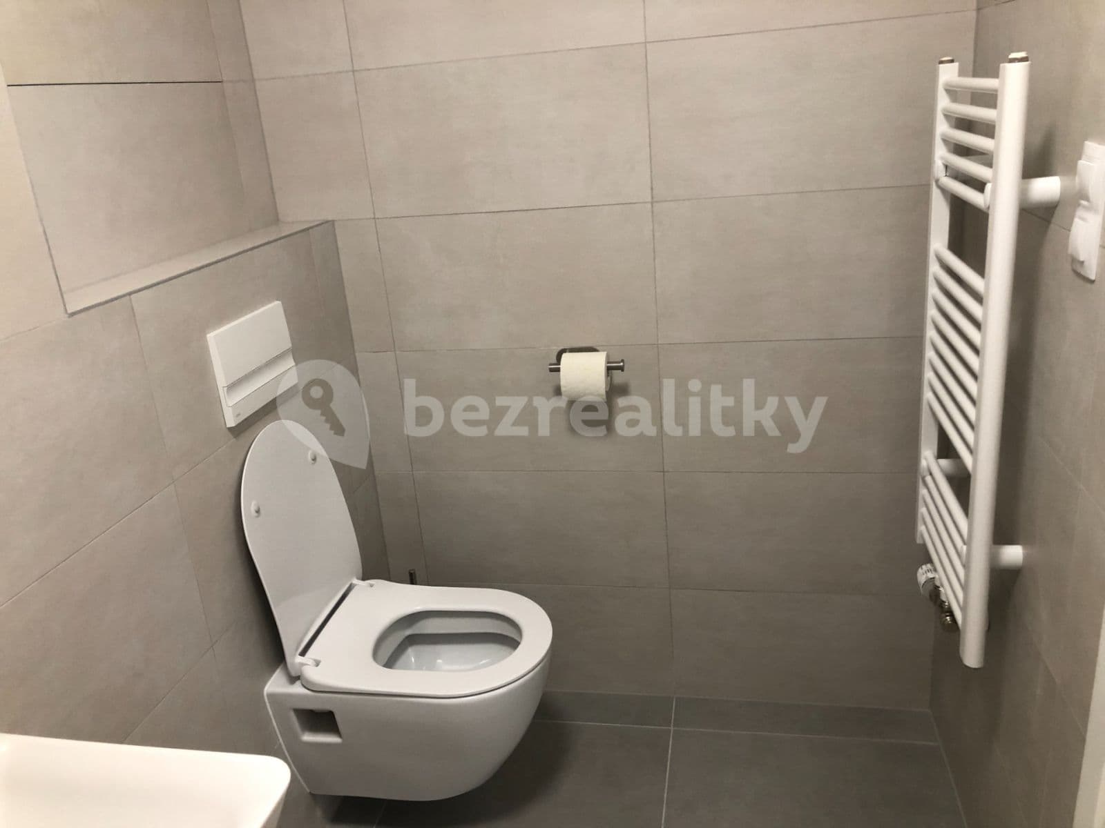 Prenájom bytu 2-izbový 52 m², Pazourková, Kuřim, Jihomoravský kraj Prenájom bytu 2-izbový 52 m², Pazourková, Kuřim, Jihomoravský kraj