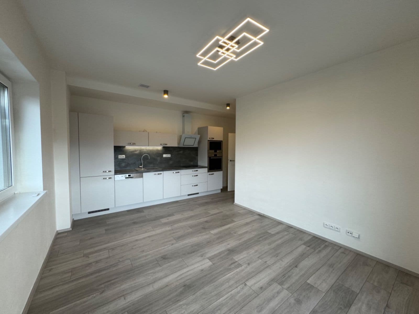 Prenájom bytu 2-izbový 46 m², Tyršova, Kuřim, Jihomoravský kraj Prenájom bytu 2-izbový 46 m², Tyršova, Kuřim, Jihomoravský kraj