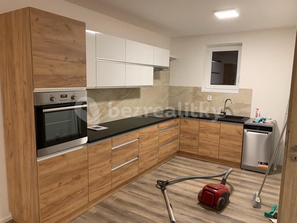 Prenájom bytu 2-izbový 60 m², Bořitov, Jihomoravský kraj Prenájom bytu 2-izbový 60 m², Bořitov, Jihomoravský kraj