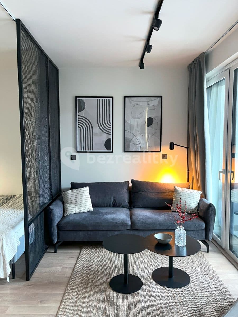 Prenájom bytu 2-izbový 38 m², Olgy Havlové, Praha, Praha Prenájom bytu 2-izbový 38 m², Olgy Havlové, Praha, Praha