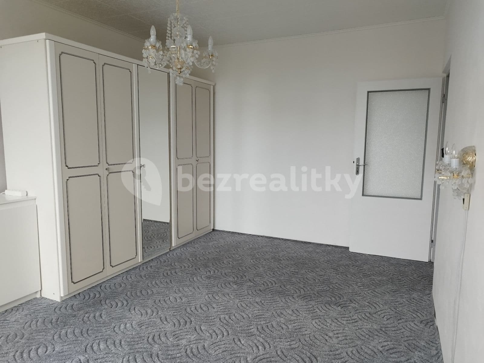 Prenájom bytu 3-izbový 72 m², Sídliště, Hrušovany u Brna, Jihomoravský kraj