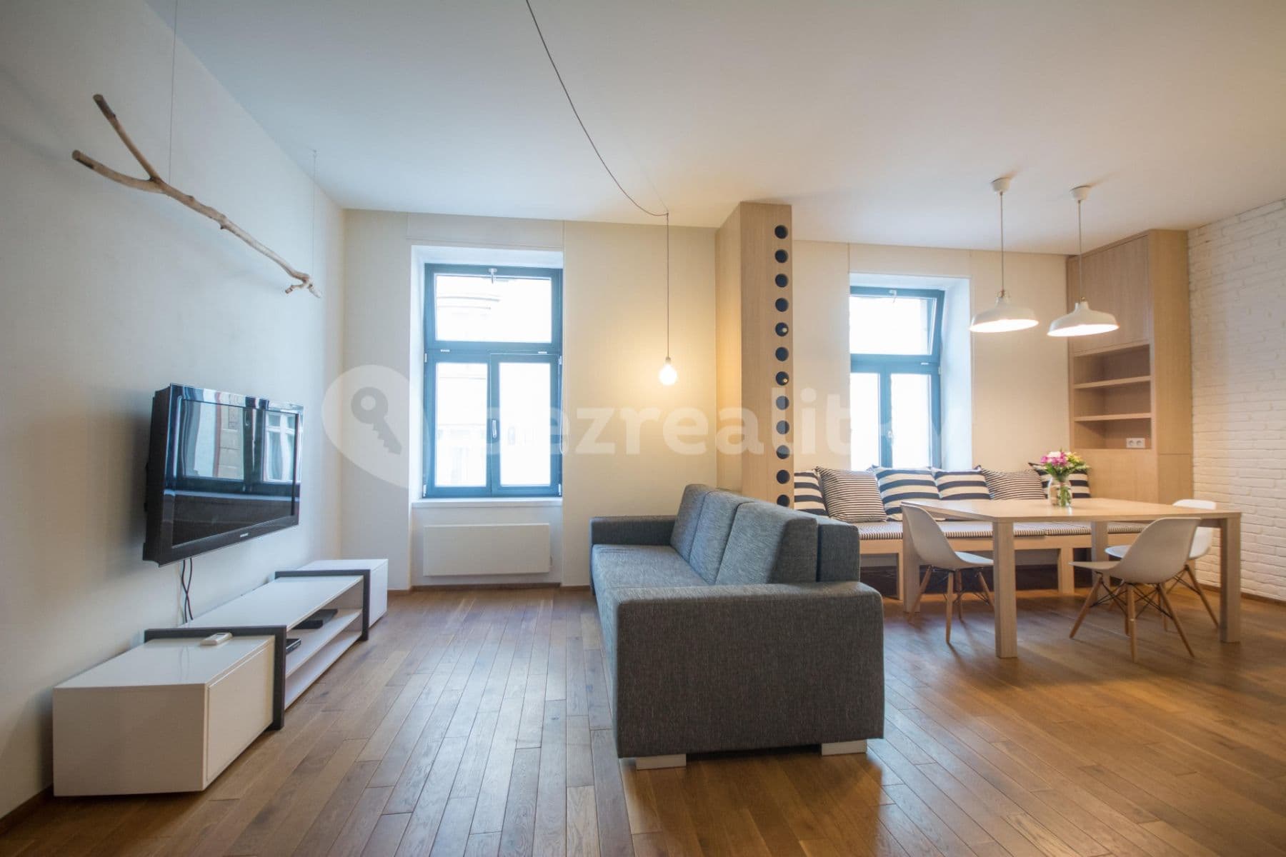 Prenájom bytu 2-izbový 60 m², U Studánky, Praha, Praha Prenájom bytu 2-izbový 60 m², U Studánky, Praha, Praha