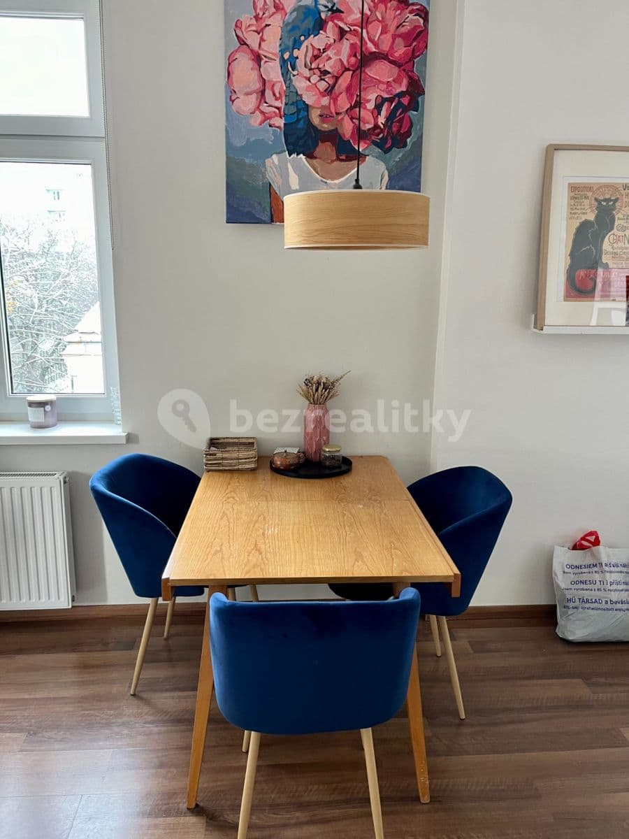 Prenájom bytu 2-izbový 68 m², Ostrava, Moravskoslezský kraj Prenájom bytu 2-izbový 68 m², Ostrava, Moravskoslezský kraj