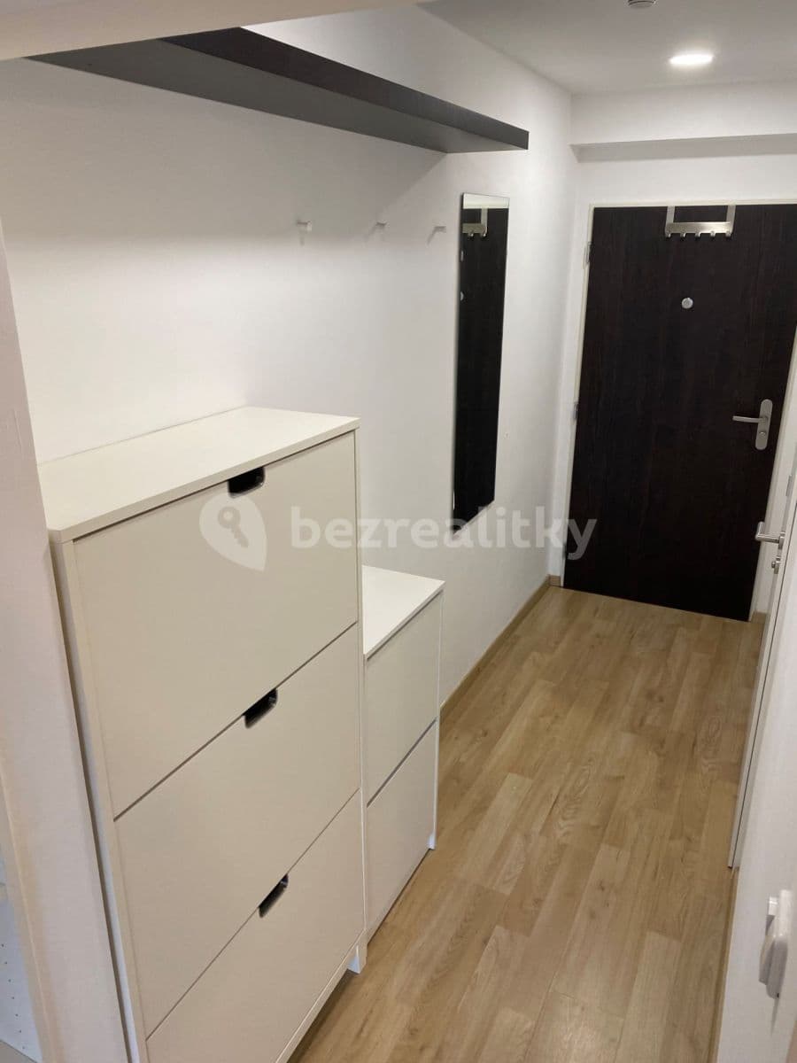 Prenájom bytu 1-izbový 24 m², Peroutkova, Praha, Praha Prenájom bytu 1-izbový 24 m², Peroutkova, Praha, Praha
