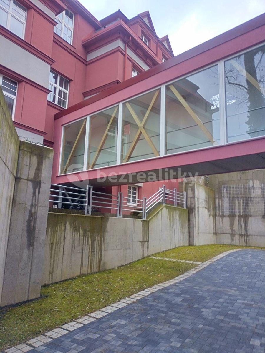 Prenájom bytu 1-izbový 26 m², Okrajní, Praha, Praha