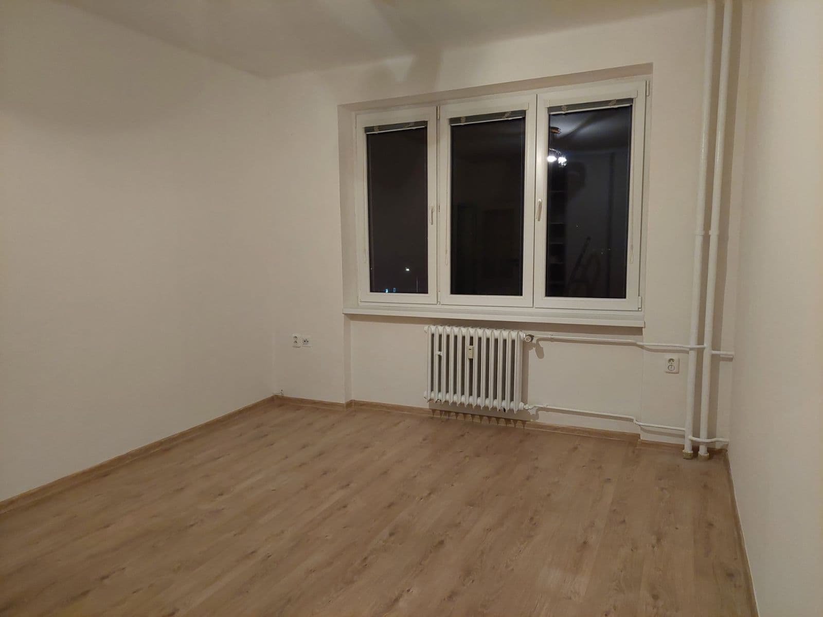 Prenájom bytu 1-izbový 32 m², Mládeže, Beroun, Středočeský kraj Prenájom bytu 1-izbový 32 m², Mládeže, Beroun, Středočeský kraj