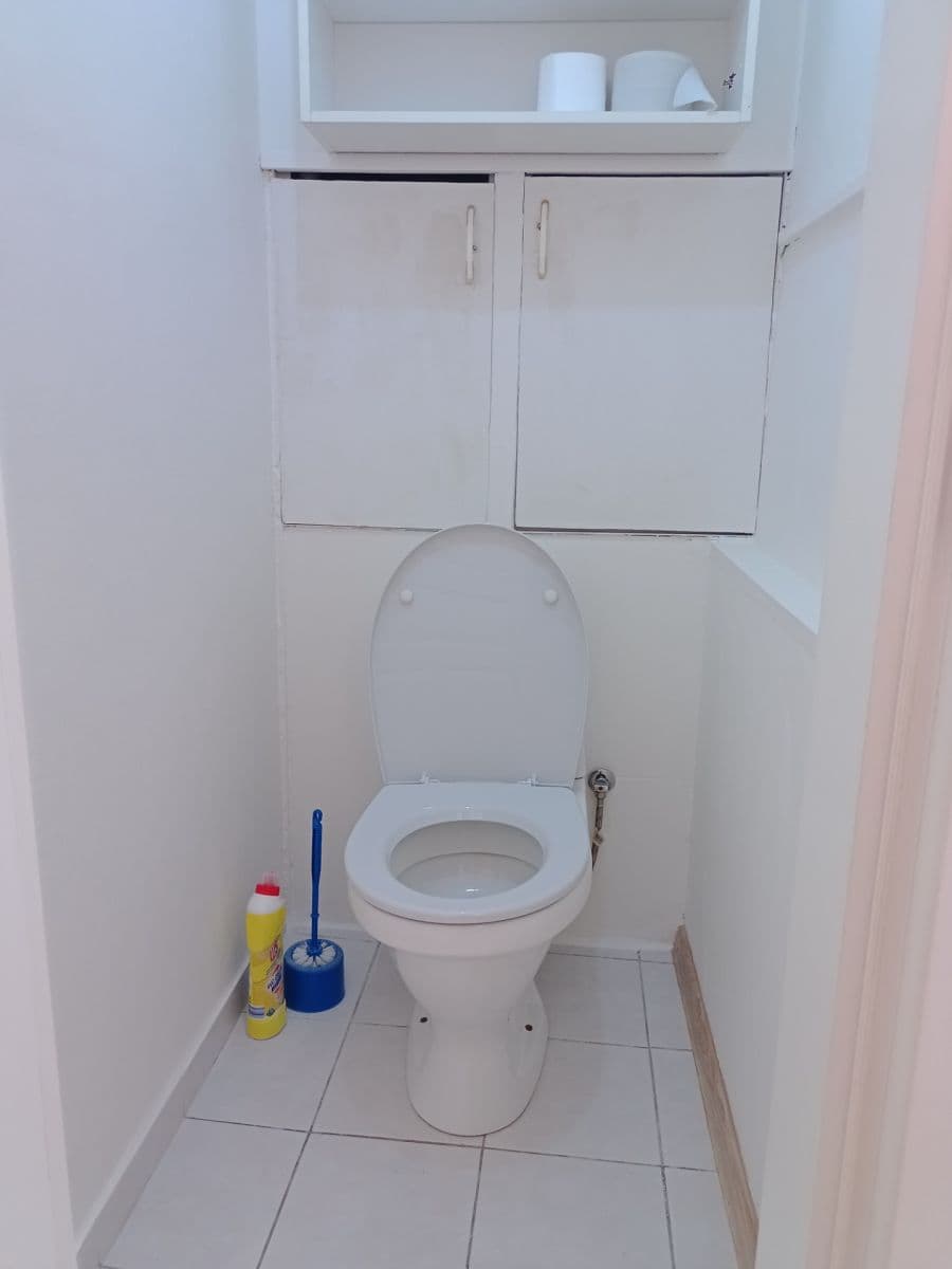 Prenájom bytu 1-izbový 32 m², Mládeže, Beroun, Středočeský kraj Prenájom bytu 1-izbový 32 m², Mládeže, Beroun, Středočeský kraj