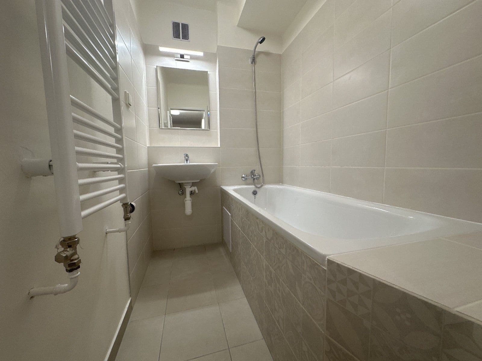 Prenájom bytu 3-izbový 59 m², Gustava Klimenta, Ostrava, Moravskoslezský kraj Prenájom bytu 3-izbový 59 m², Gustava Klimenta, Ostrava, Moravskoslezský kraj