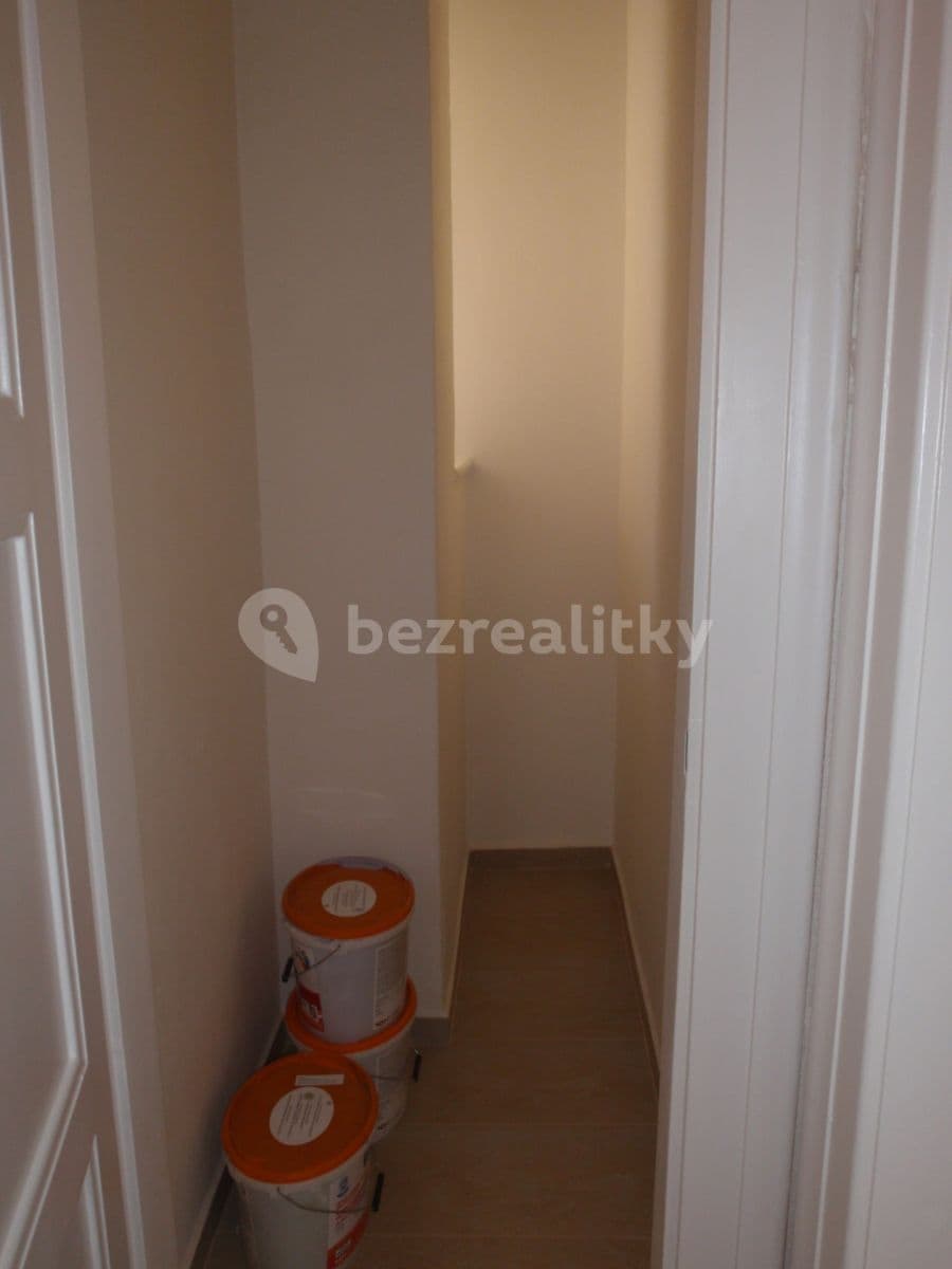 Prenájom bytu 3-izbový 85 m², Milešovská, Praha, Praha Prenájom bytu 3-izbový 85 m², Milešovská, Praha, Praha