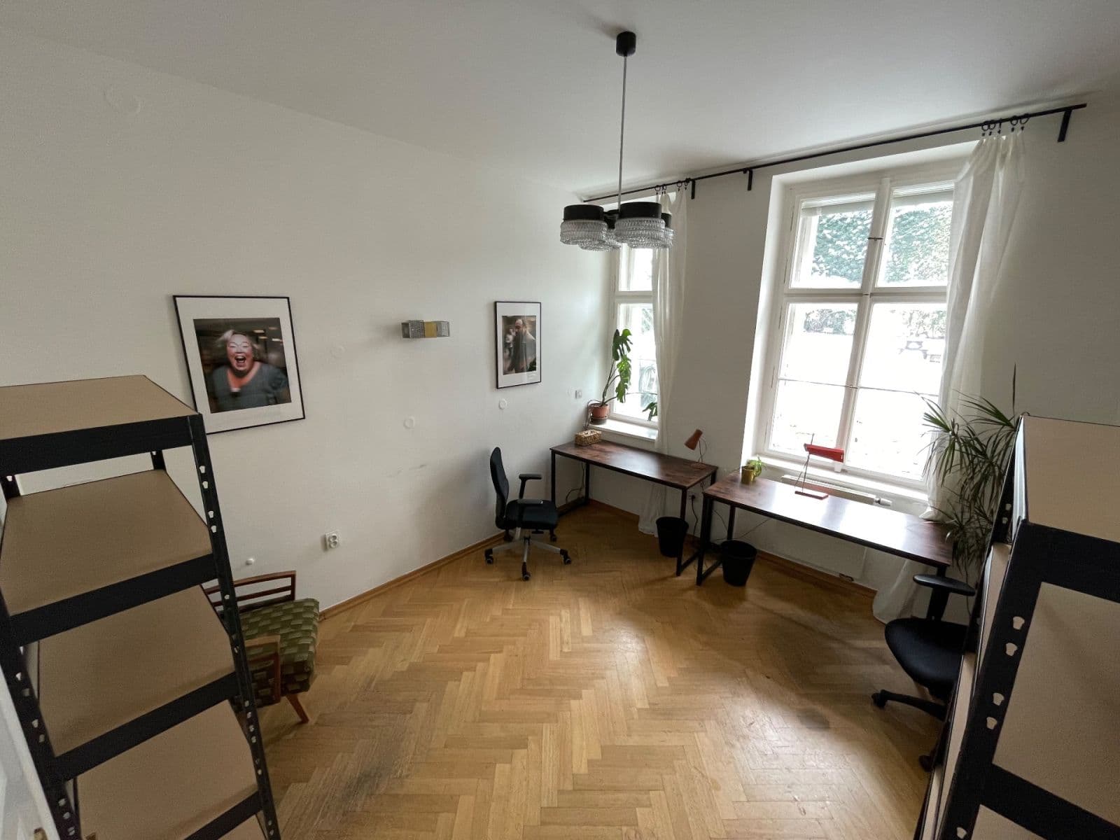 Prenájom kancelárie 15 m², Kamenická, Praha, Praha Prenájom kancelárie 15 m², Kamenická, Praha, Praha