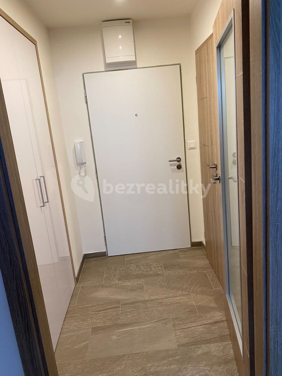 Prenájom bytu 2-izbový 44 m², U Krčské vodárny, Praha, Praha Prenájom bytu 2-izbový 44 m², U Krčské vodárny, Praha, Praha