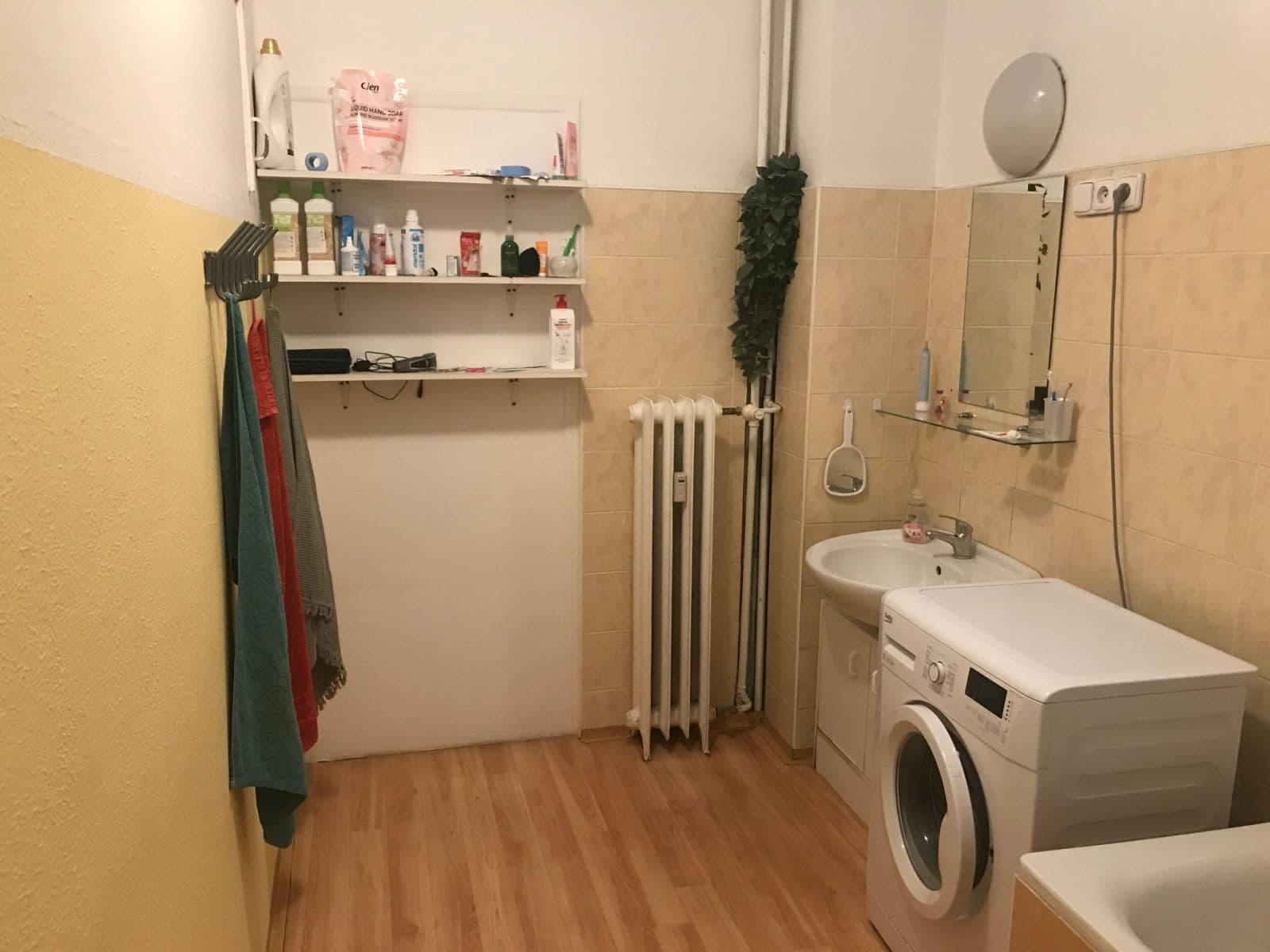 Prenájom bytu 3-izbový 105 m², Za Poříčskou bránou, Praha, Praha Prenájom bytu 3-izbový 105 m², Za Poříčskou bránou, Praha, Praha