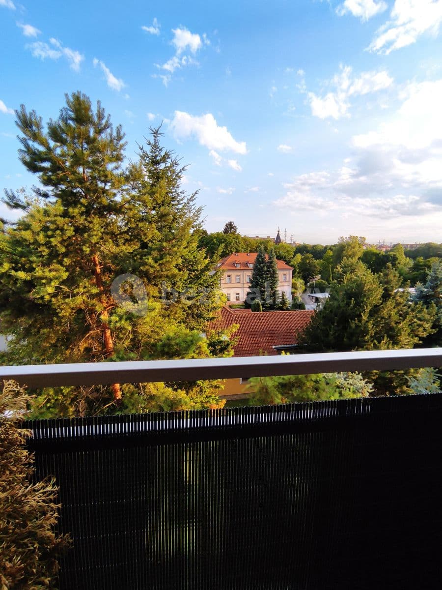 Prenájom bytu 3-izbový 89 m², Záběhlická, Praha, Praha Prenájom bytu 3-izbový 89 m², Záběhlická, Praha, Praha