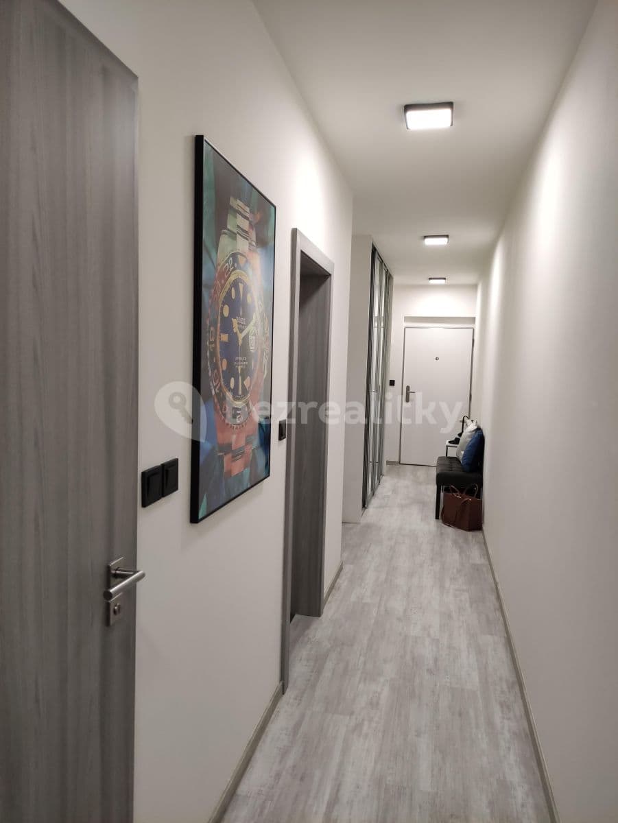 Prenájom bytu 3-izbový 89 m², Záběhlická, Praha, Praha Prenájom bytu 3-izbový 89 m², Záběhlická, Praha, Praha