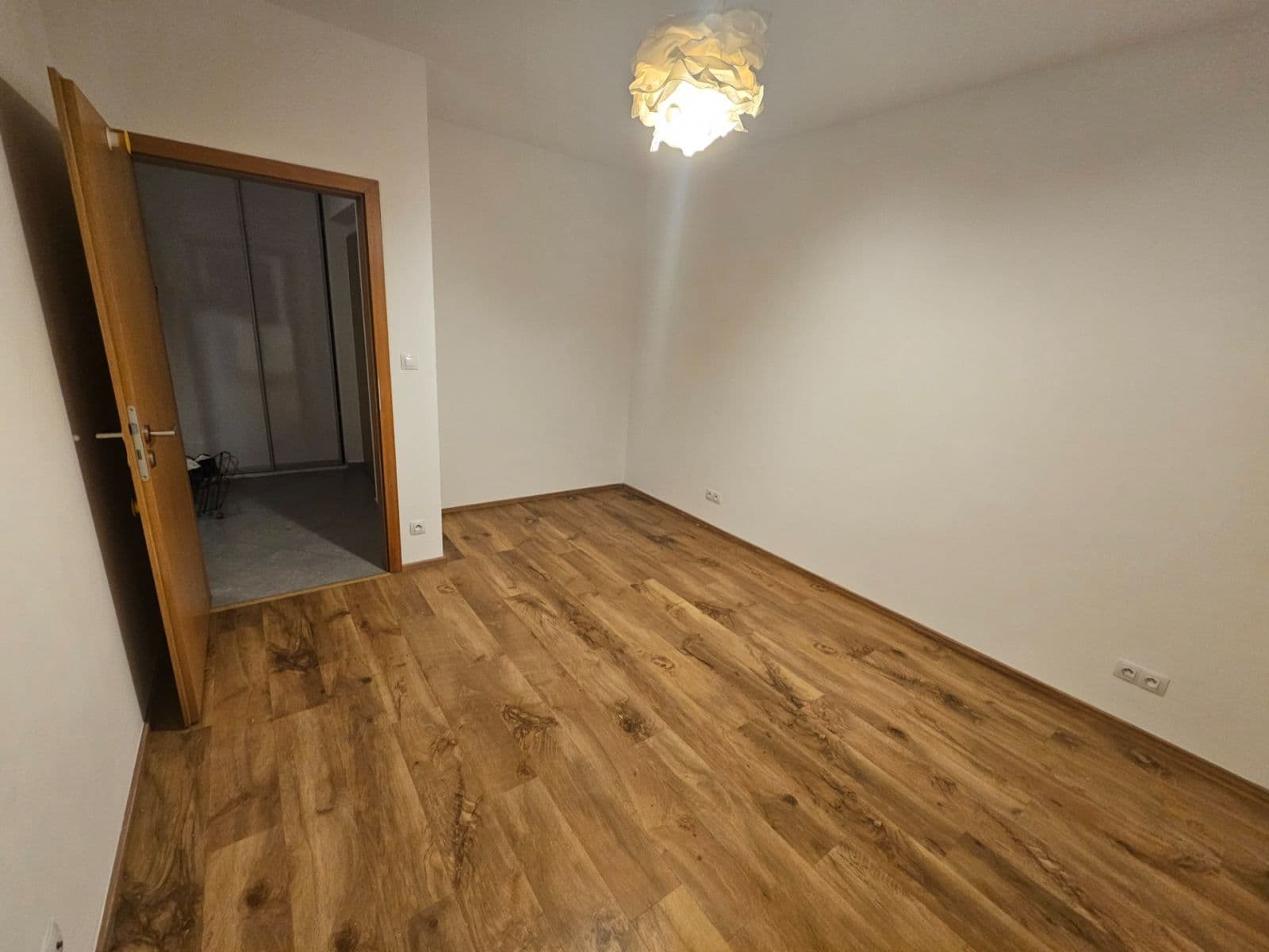 Prenájom bytu 2-izbový 53 m², Jateční, Praha, Praha Prenájom bytu 2-izbový 53 m², Jateční, Praha, Praha