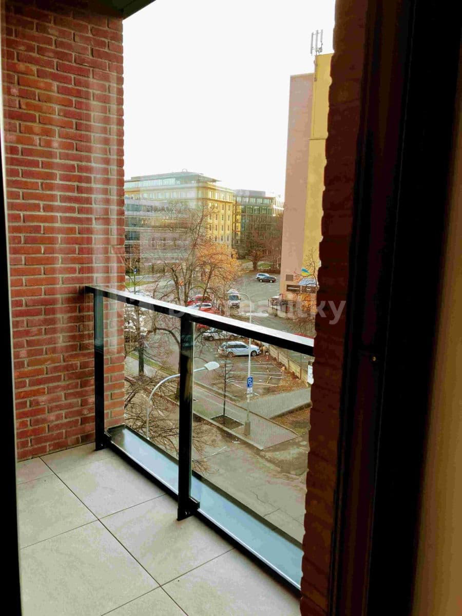 Prenájom bytu 1-izbový 35 m², Jankovcova, Praha, Praha Prenájom bytu 1-izbový 35 m², Jankovcova, Praha, Praha