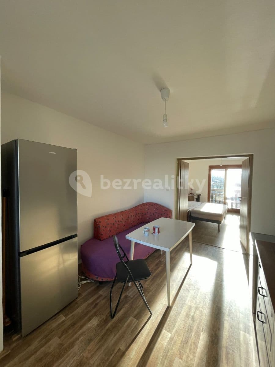 Prenájom bytu 2-izbový 51 m², Revoluční, Žďár nad Sázavou, Kraj Vysočina Prenájom bytu 2-izbový 51 m², Revoluční, Žďár nad Sázavou, Kraj Vysočina