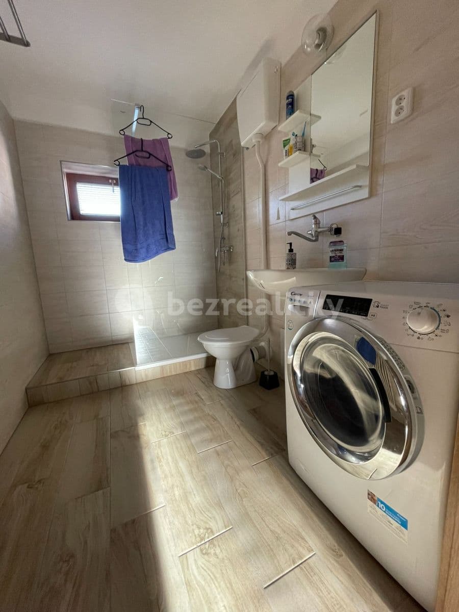 Prenájom bytu 2-izbový 51 m², Revoluční, Žďár nad Sázavou, Kraj Vysočina Prenájom bytu 2-izbový 51 m², Revoluční, Žďár nad Sázavou, Kraj Vysočina