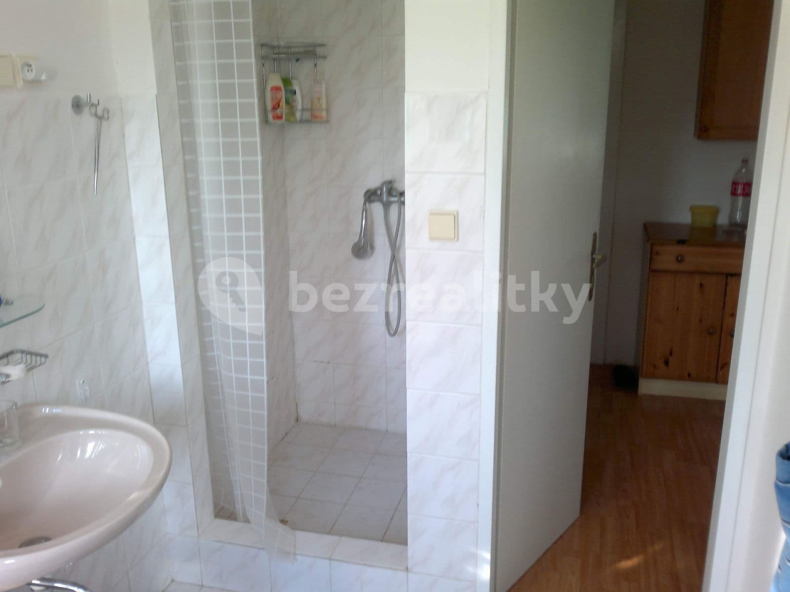 Prenájom bytu Garsoniéra 16 m², Hejtmanská, Praha, Praha Prenájom bytu Garsoniéra 16 m², Hejtmanská, Praha, Praha