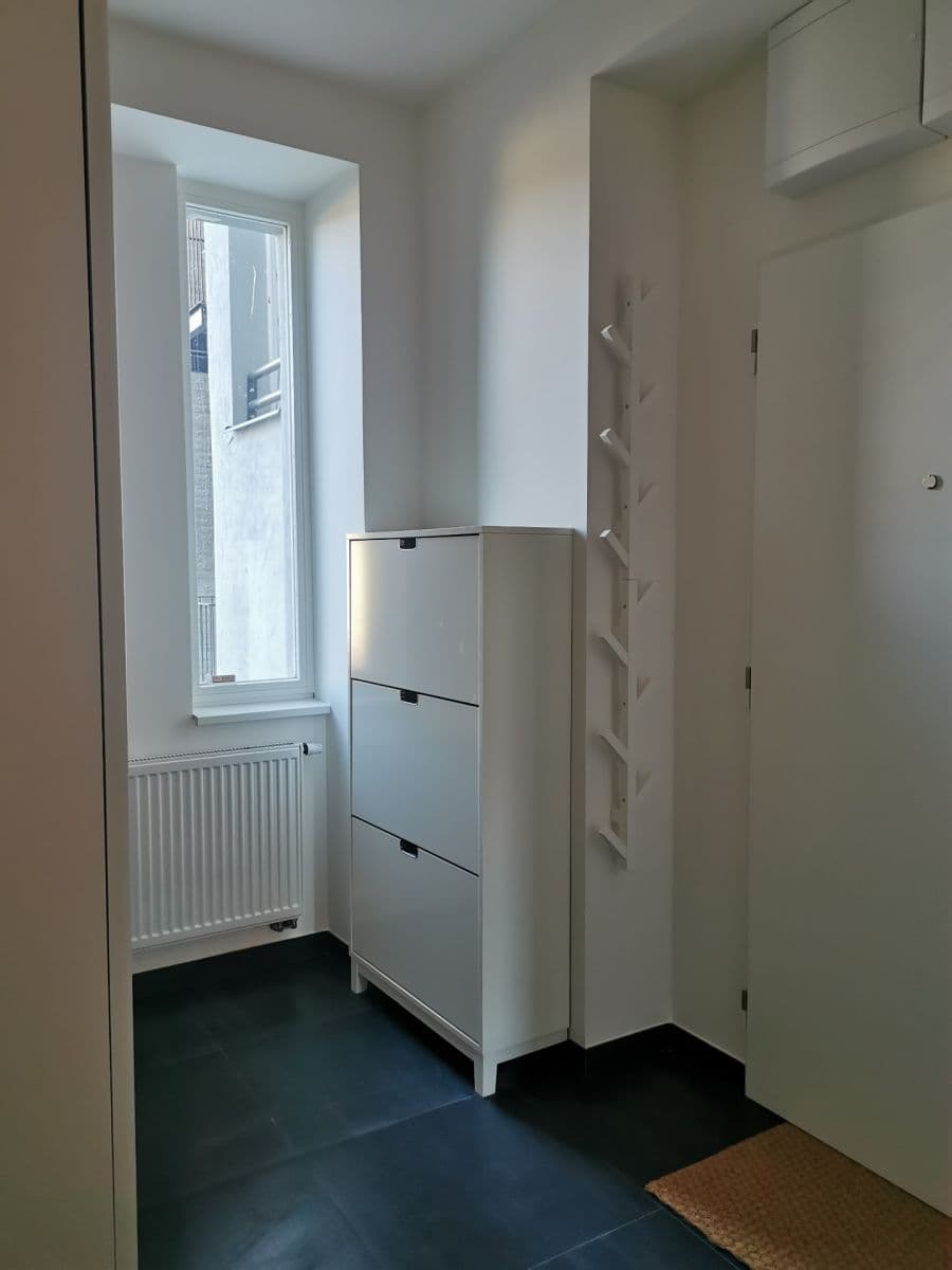 Predaj bytu 3-izbový 68 m², Konšelská, Praha, Praha Predaj bytu 3-izbový 68 m², Konšelská, Praha, Praha