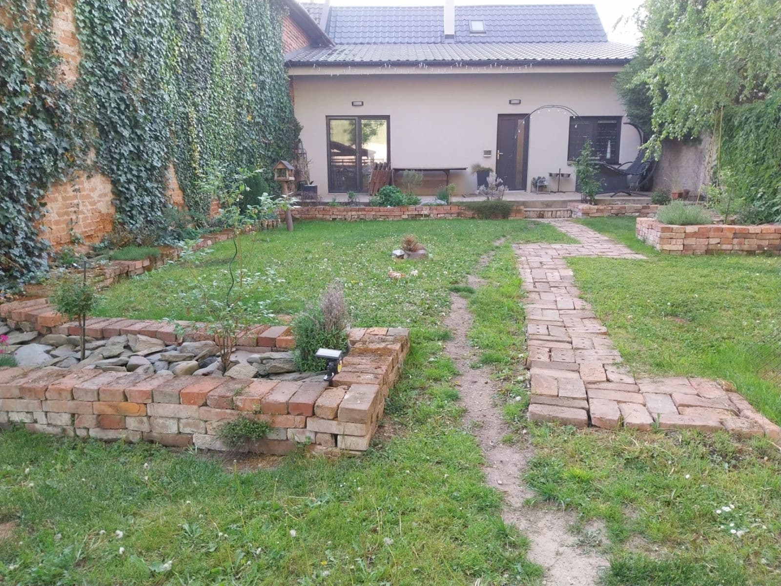 Predaj domu 100 m², pozemek 200 m², Hnojice, Olomoucký kraj Predaj domu 100 m², pozemek 200 m², Hnojice, Olomoucký kraj