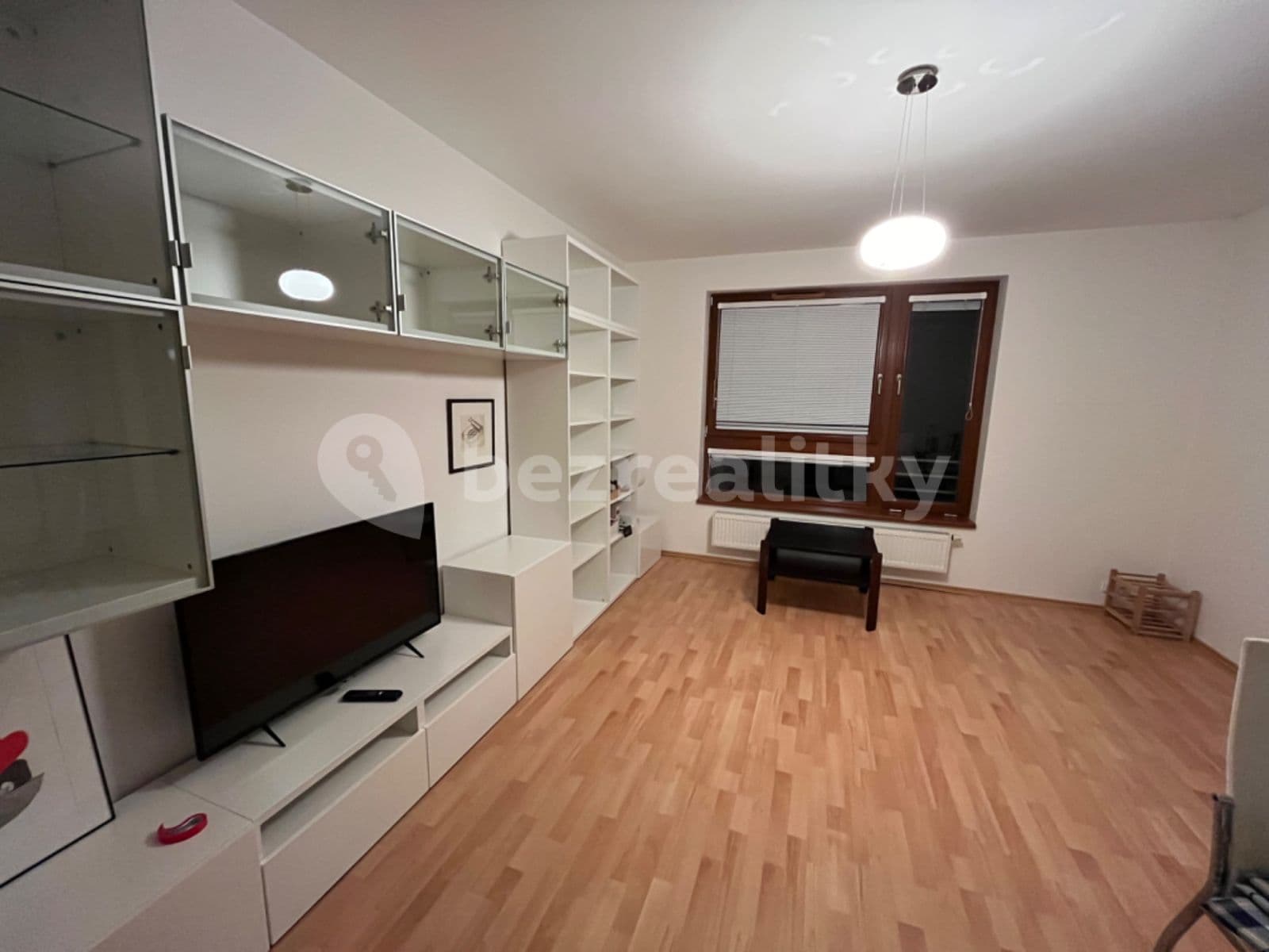 Prenájom bytu 2-izbový 58 m², Lipovská, Praha, Praha Prenájom bytu 2-izbový 58 m², Lipovská, Praha, Praha