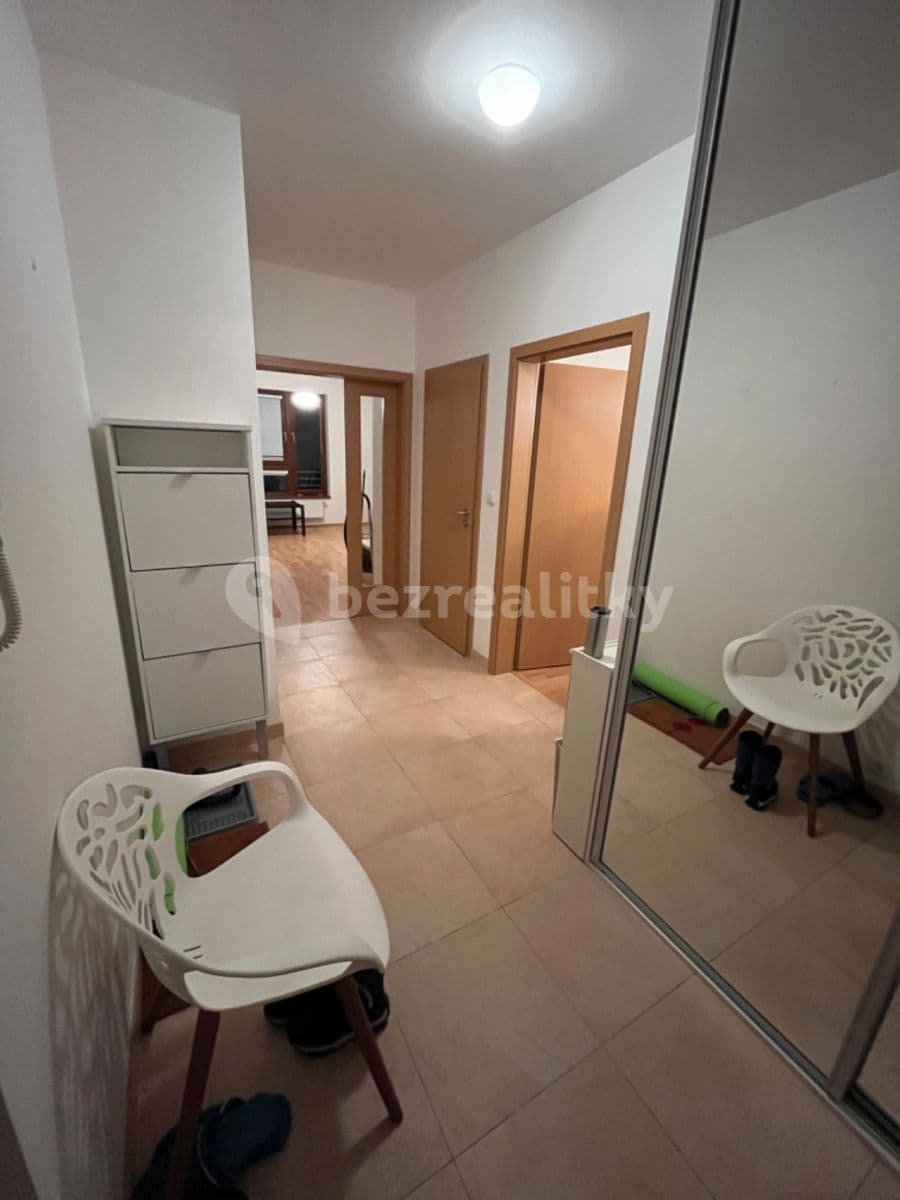 Prenájom bytu 2-izbový 58 m², Lipovská, Praha, Praha Prenájom bytu 2-izbový 58 m², Lipovská, Praha, Praha