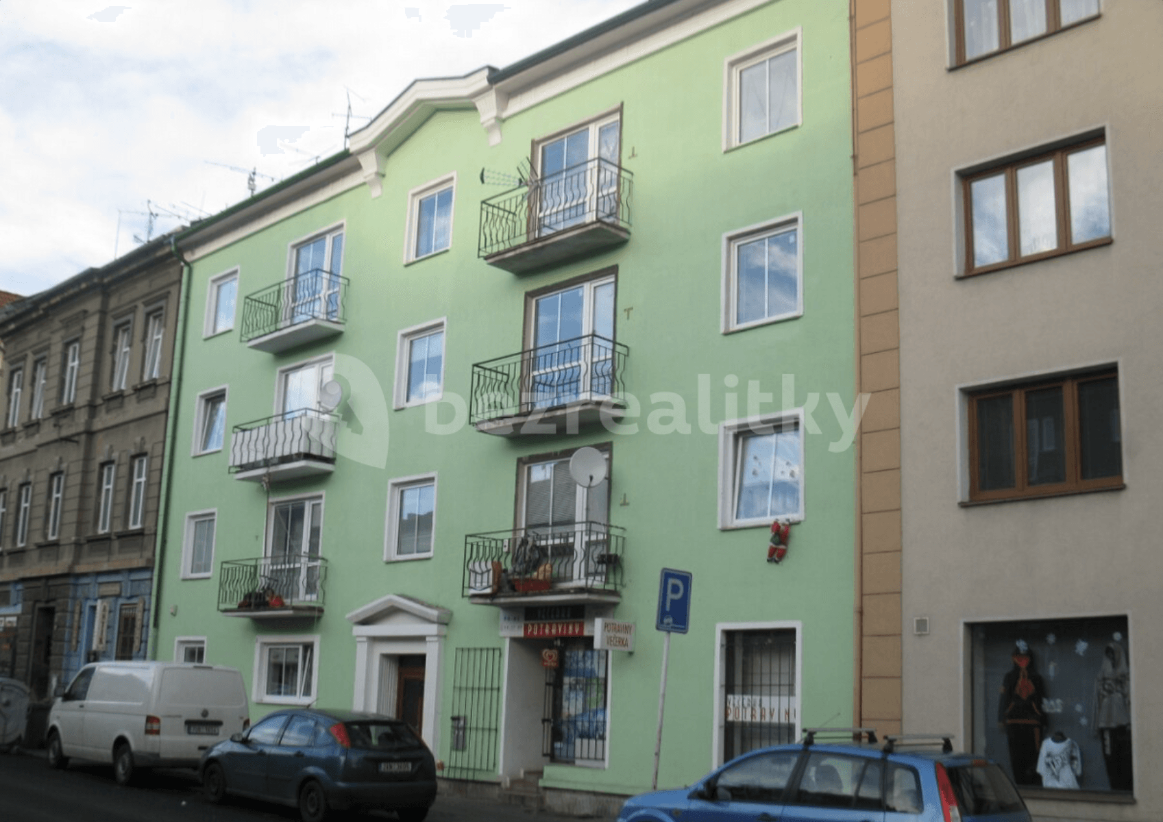 Prenájom bytu 3-izbový 70 m², Školní, Chomutov, Ústecký kraj Prenájom bytu 3-izbový 70 m², Školní, Chomutov, Ústecký kraj