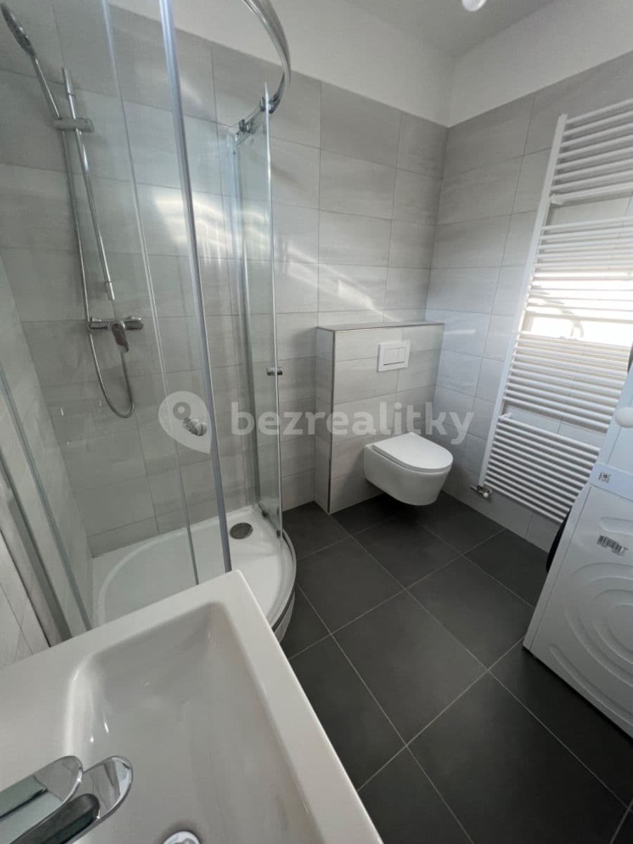 Prenájom bytu 2-izbový 43 m², Vrkoslavická, Jablonec nad Nisou, Liberecký kraj Prenájom bytu 2-izbový 43 m², Vrkoslavická, Jablonec nad Nisou, Liberecký kraj