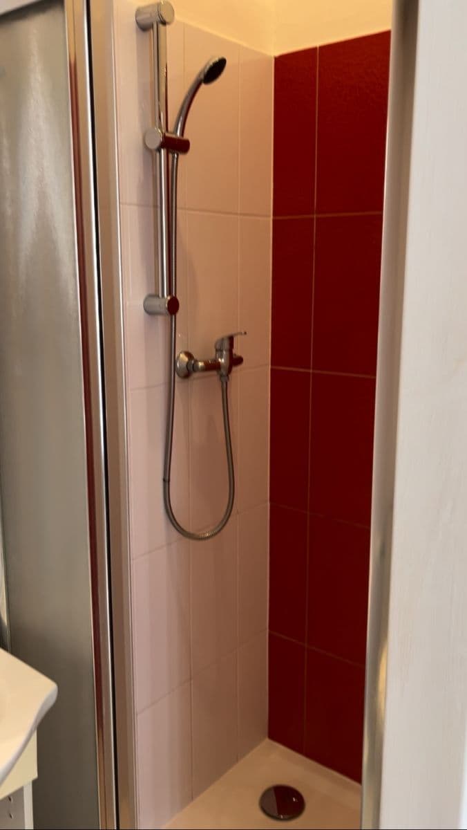 Prenájom bytu 1-izbový 30 m², Víta Nejedlého, Praha, Praha Prenájom bytu 1-izbový 30 m², Víta Nejedlého, Praha, Praha