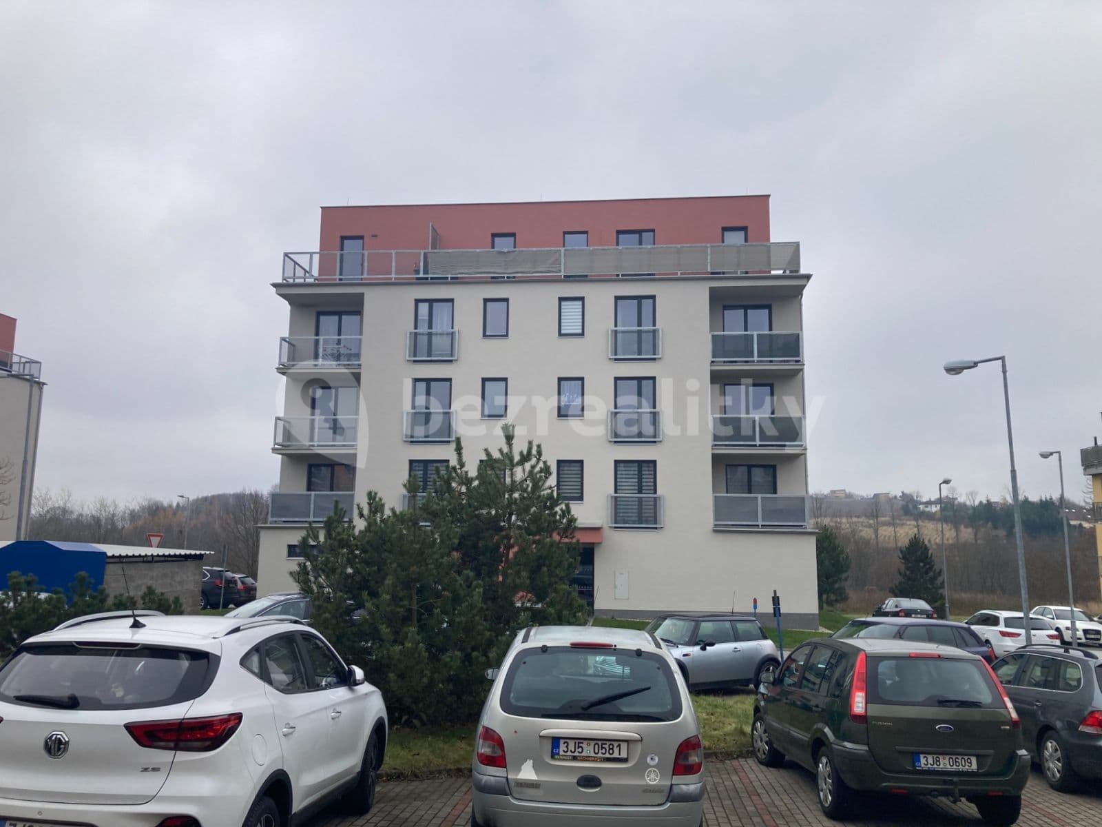 Prenájom bytu 2-izbový 73 m², Jihlava, Kraj Vysočina